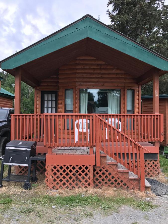 Gwin'S Lodge & Roadhouse Cooper Landing Buitenkant foto