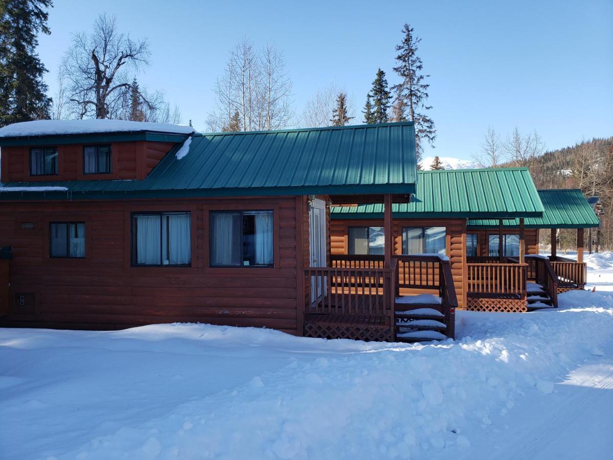 Gwin'S Lodge & Roadhouse Cooper Landing Buitenkant foto